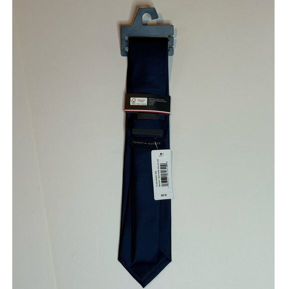 Tommy Hilfiger Navy Blue Tie  NEW WITH TAGS - Picture 3 of 5